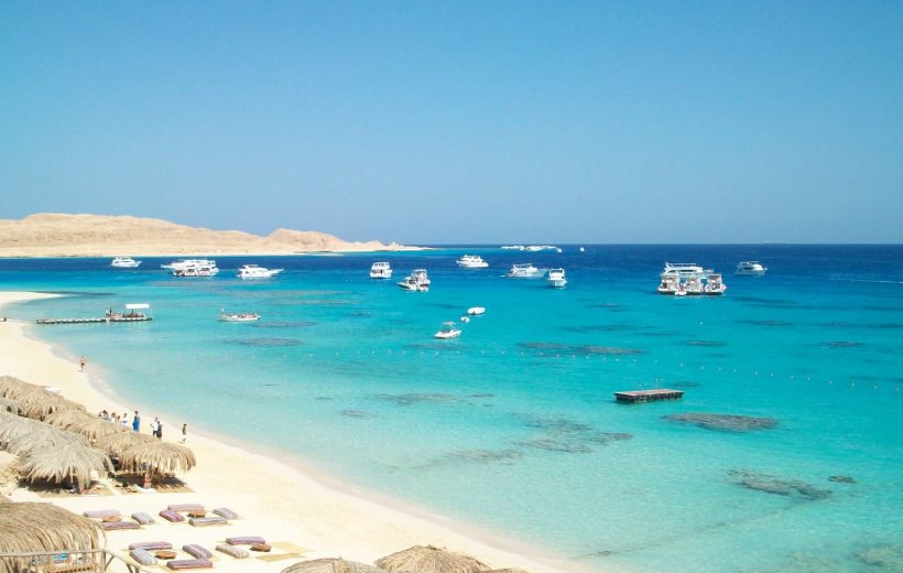 Hurghada: Luxury Cruise Trip to Orange Bay with Lunch